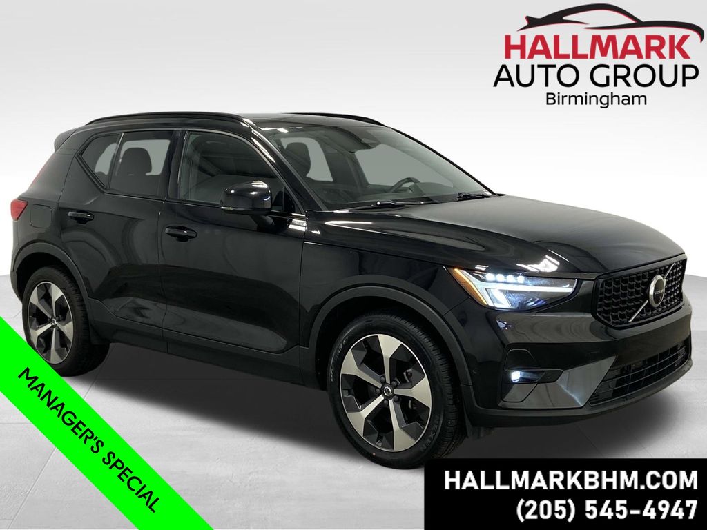 2023 Volvo XC40 Ultimate