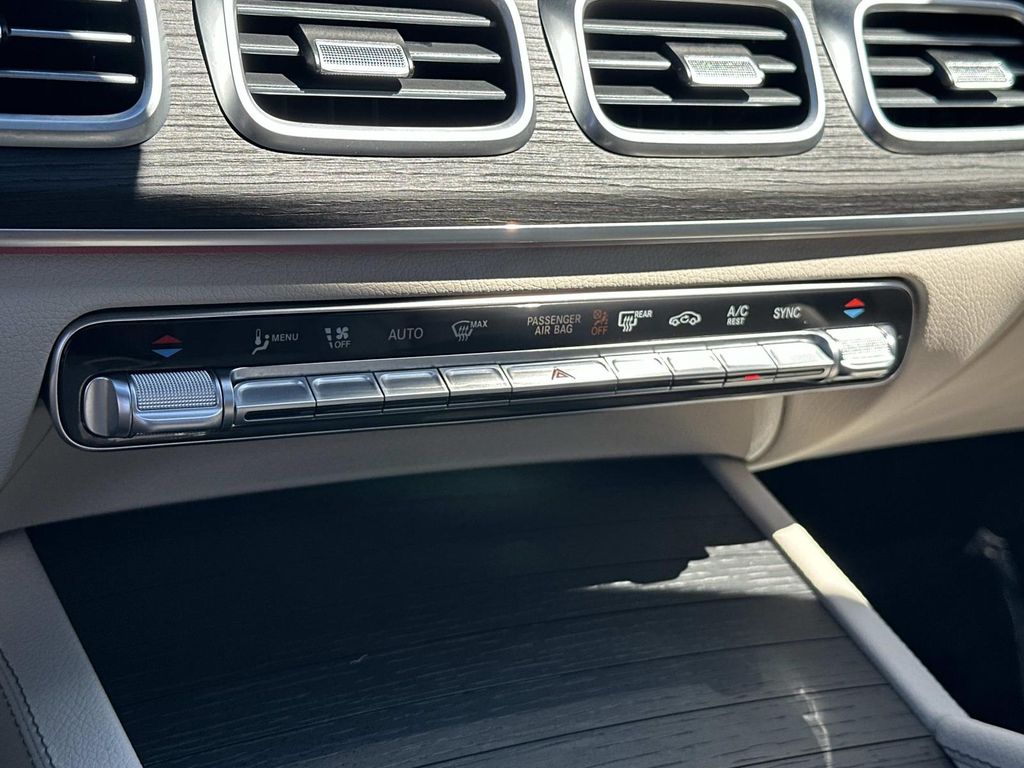 Thumbnail: 2026 Mercedes-Benz GLS - 25