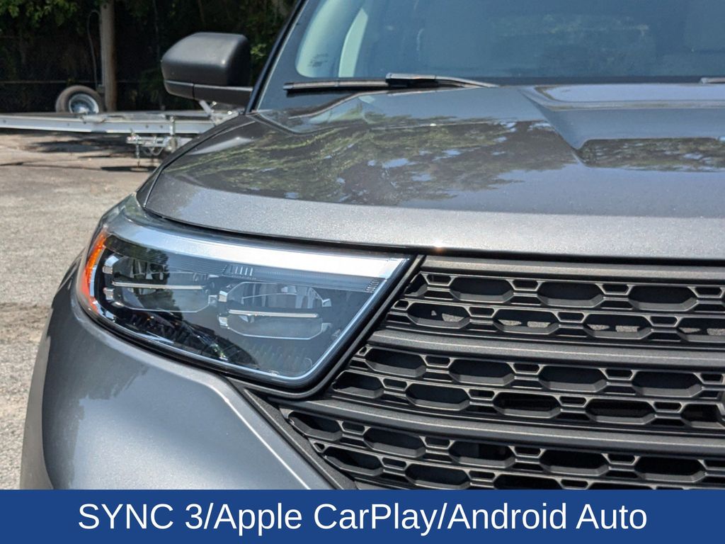 2021 Ford Explorer Base