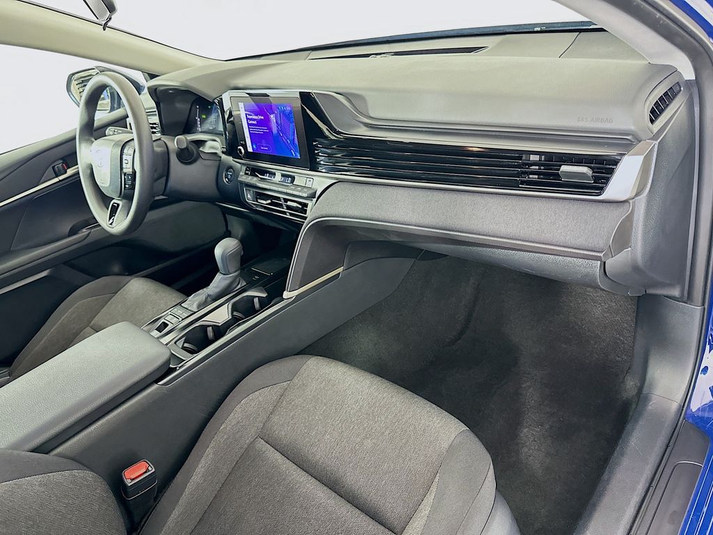 Thumbnail: 2025 Toyota Camry - 29