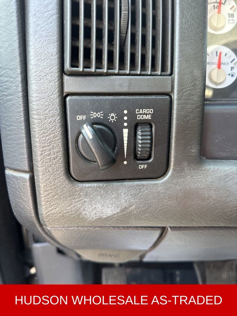 2005 Mineral Gray Metallic Clearcoat Dodge Ram 2500 ST RWD Truck