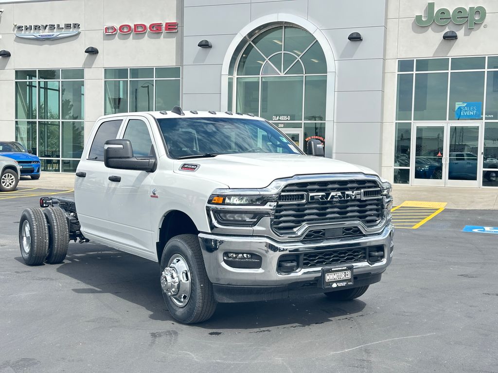 2026 RAM 3500 Chassis Blanco (Bright White Clearcoat) Camioneta 4X2 8 velocidades Automática