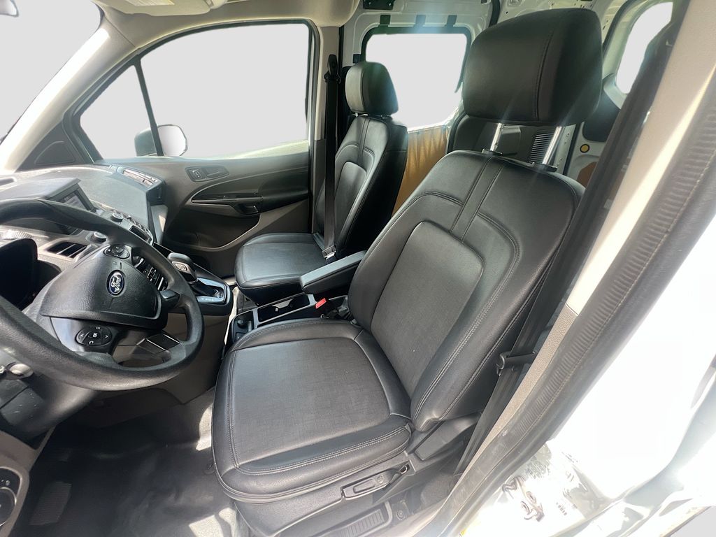 Used 2023 White Ford XL image 20