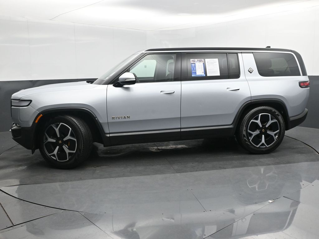 Used 2023 Rivian R1S Adventure with VIN 7PDSGABA9PN012962 for sale in Auburn, WA