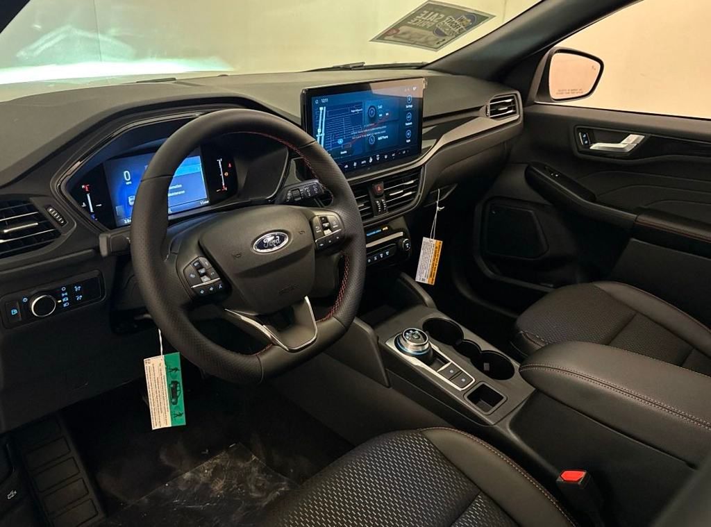 2025 Ford Escape ST-Line photo 23