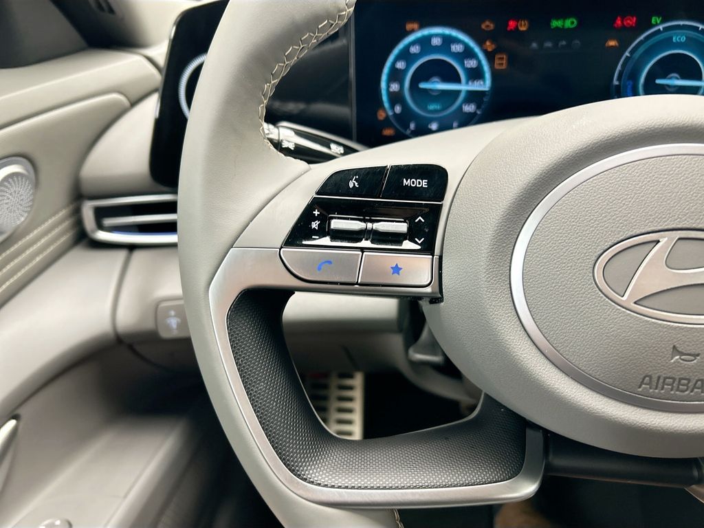 Thumbnail: 2025 Hyundai Elantra - 11