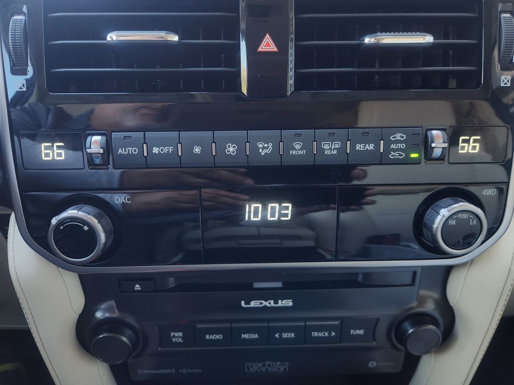 2023 Lexus GX 460 PREMIUM PLUS White at Community Toyota