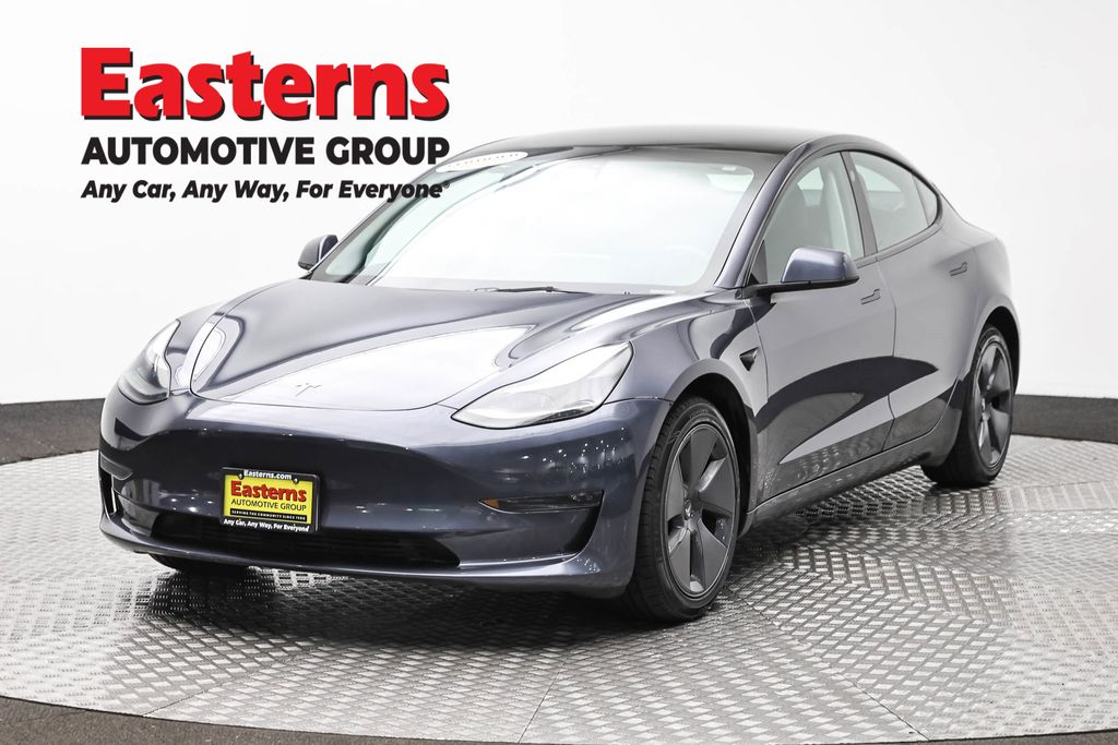 2023 Tesla Model 3 -'s photo