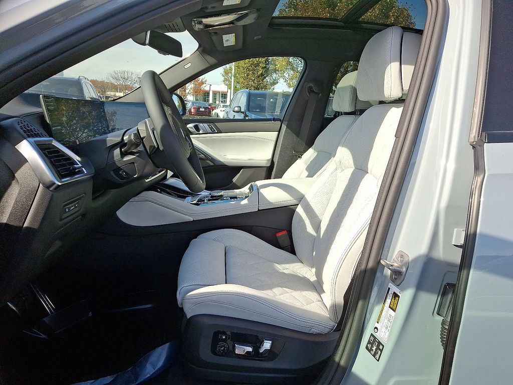 Thumbnail: 2026 BMW X6 - 6