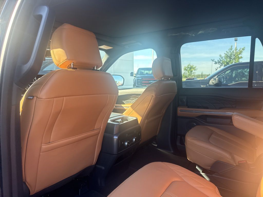 2023 Ford Expedition Platinum MAX
