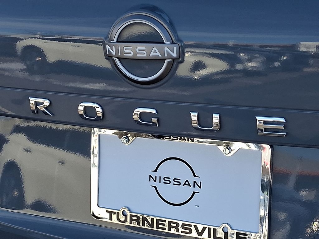 Thumbnail: 2022 Nissan Rogue - 31