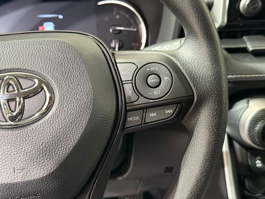 Thumbnail: 2025 Toyota RAV4 - 24