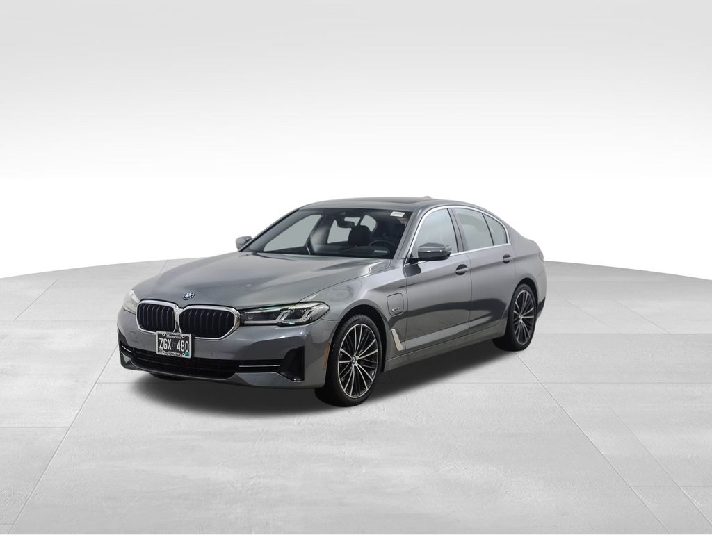 Thumbnail: 2023 BMW 5 Series - 1