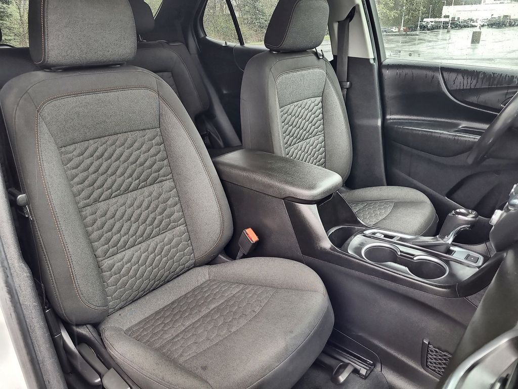 2018 Chevrolet Equinox LT 19