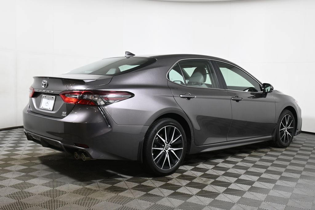 Thumbnail: 2024 Toyota Camry - 7