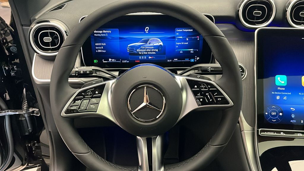 2025 Mercedes-Benz GLC 300 13