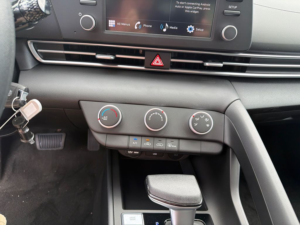 New 2026 Gray Hyundai SE image 30
