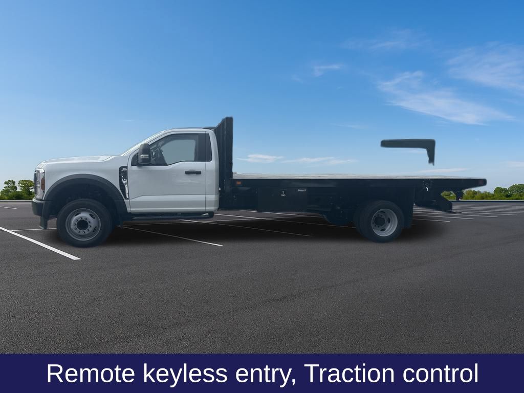 New 2024 Ford Super Duty F-450 Chassis Regular Cab (DRW) 205" Wheelbase XL