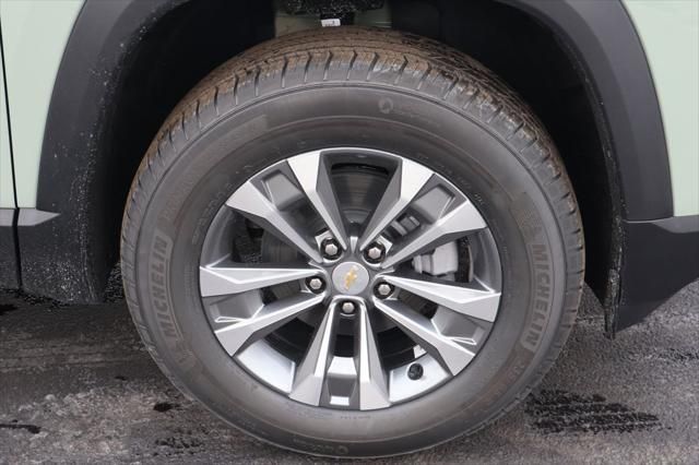 Thumbnail: 2026 Chevrolet Equinox - 11