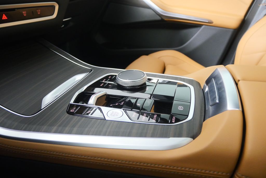 Thumbnail: 2025 BMW X5 - 28