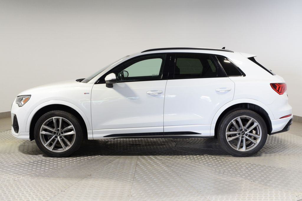 2022 Audi Q3