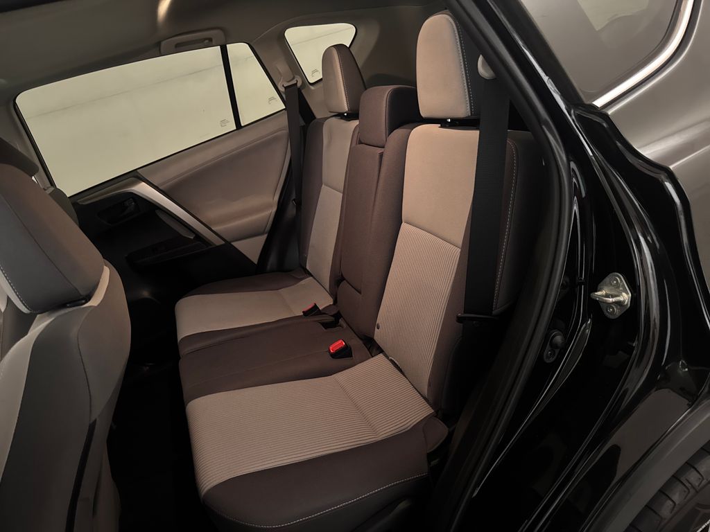 Used 2013 Black Toyota XLE image 30
