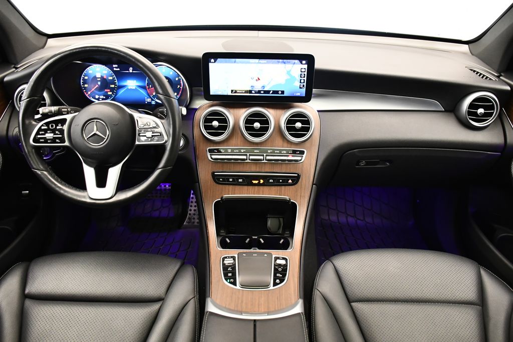 Thumbnail: 2022 Mercedes-Benz GLC - 22