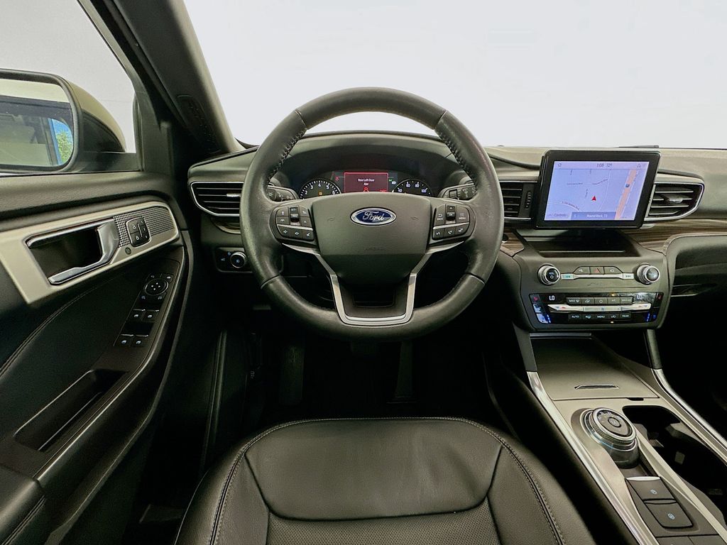 Thumbnail: 2020 Ford Explorer - 24