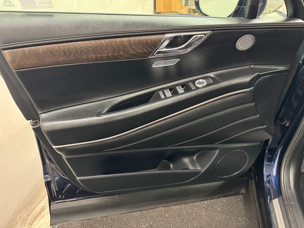 2024 Genesis GV80 2.5T