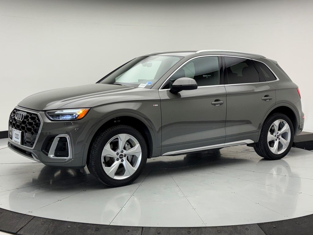 Thumbnail: 2023 Audi Q5 - 6