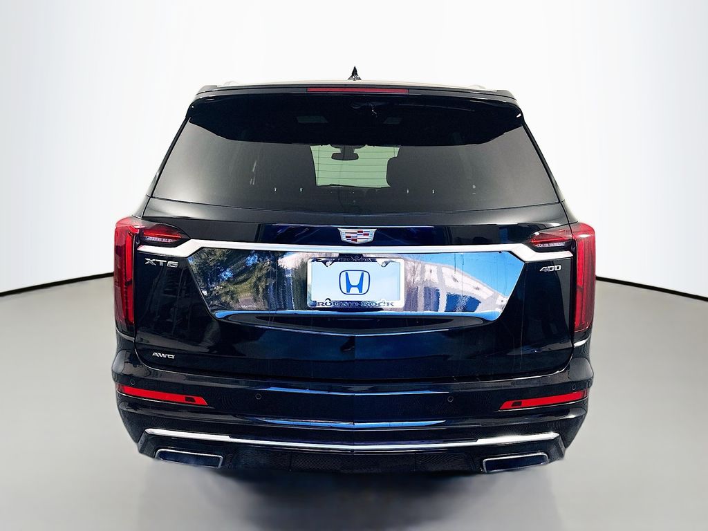 Thumbnail: 2022 Cadillac XT6 - 6