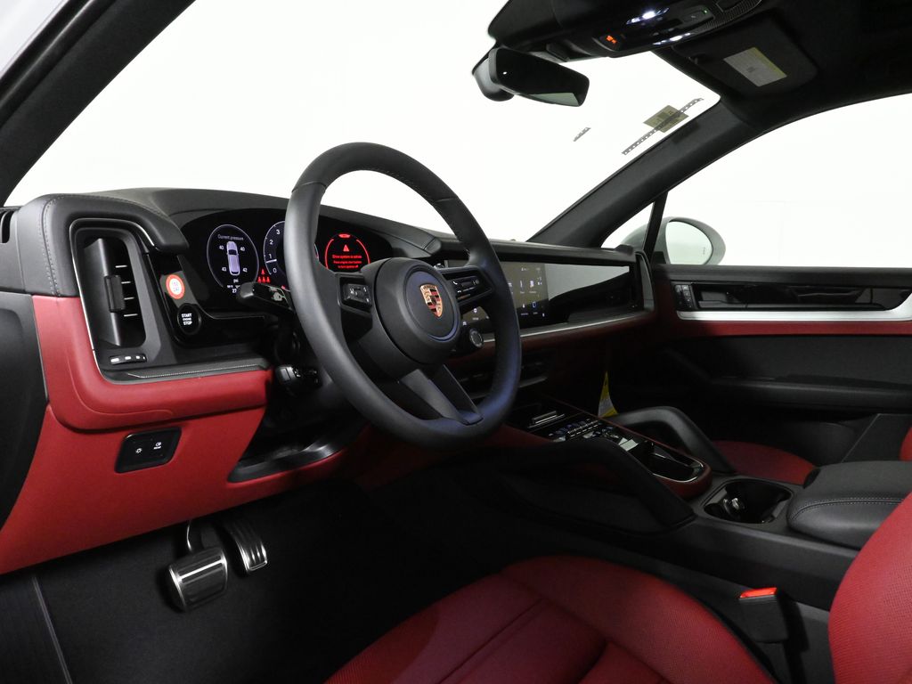 Thumbnail: 2025 Porsche Cayenne - 4