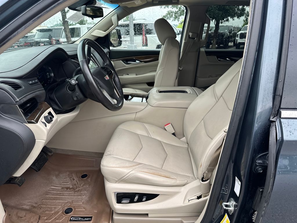 Used Car 2020 Cadillac Escalade Esv  Luxury For Sale Under $25,000 In Austin, Texas