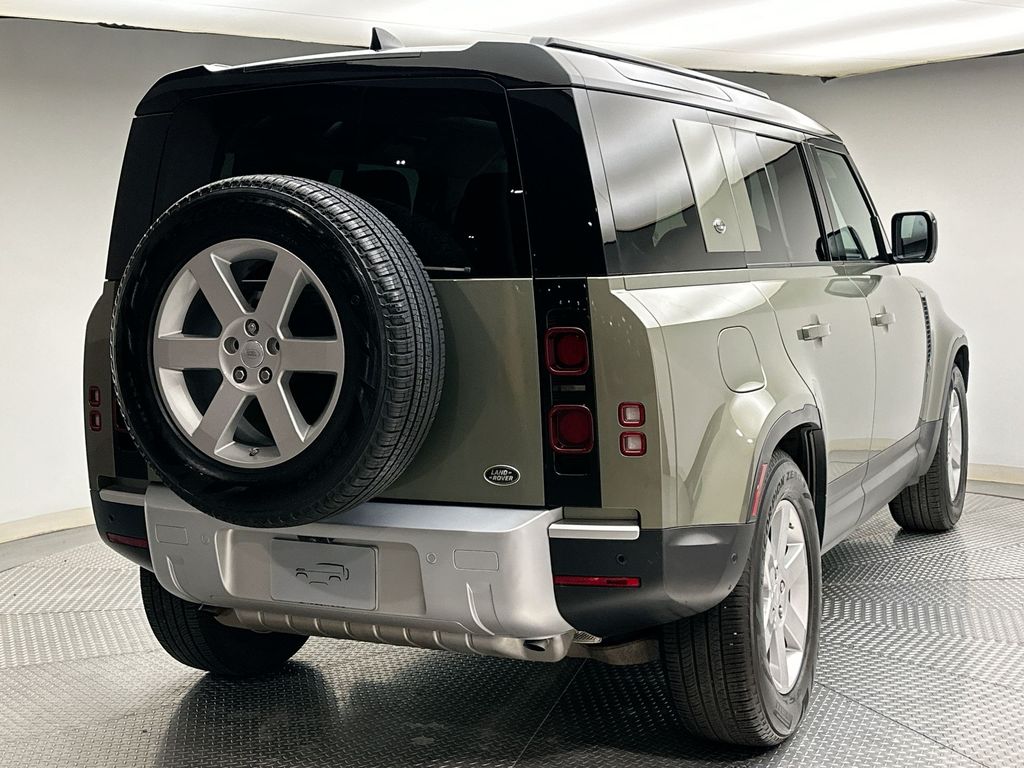 Thumbnail: 2021 Land Rover Defender - 3