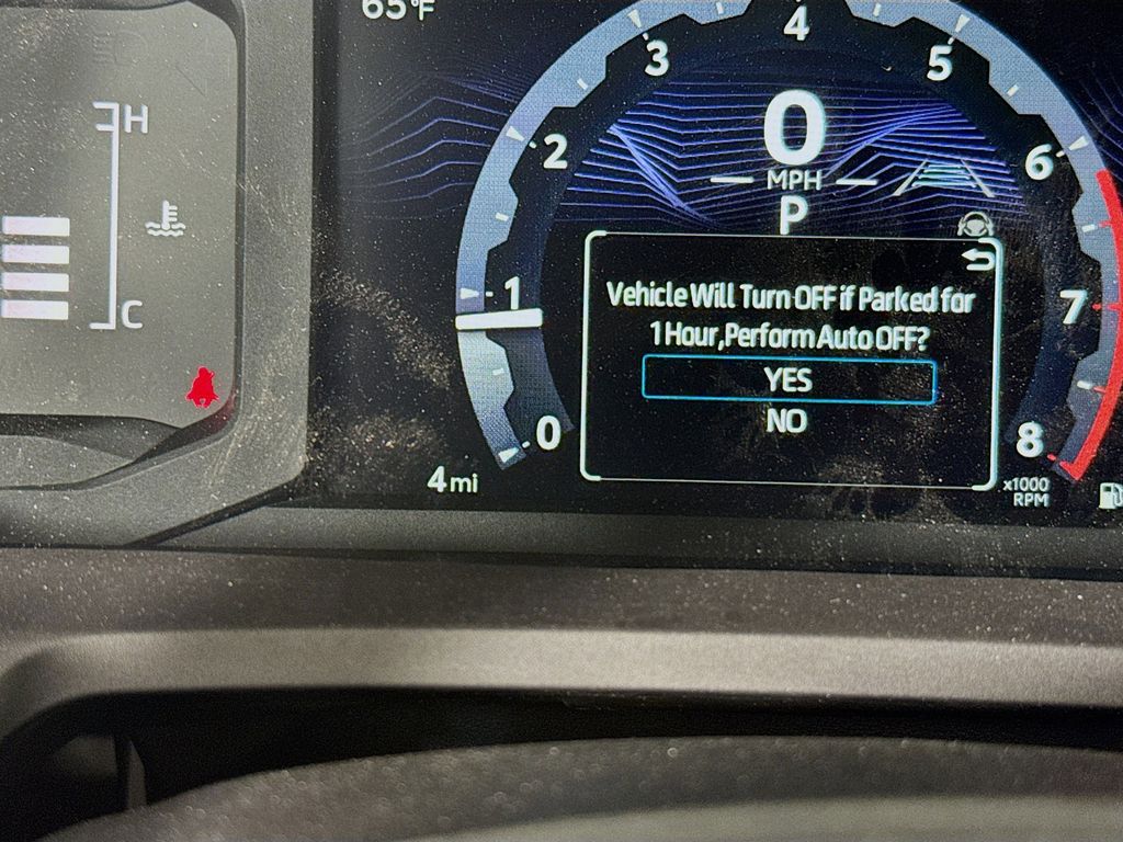 2025 Toyota Tacoma SR5 - Photo 15