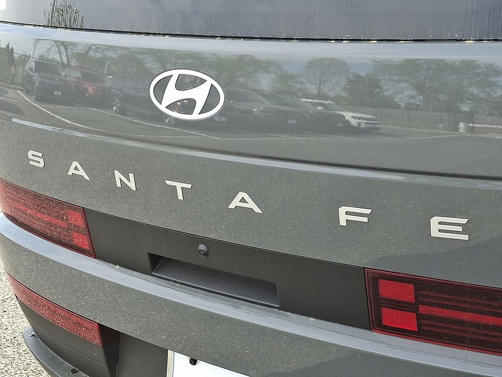 2025 Hyundai Santa Fe SE 11