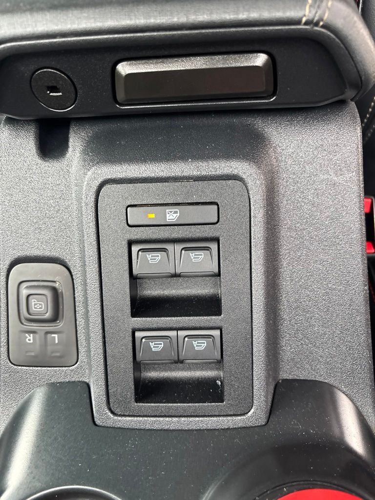 Used 2024 Ford Bronco SUV