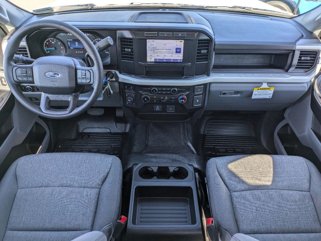 2024 Ford F-350 Super Duty XL