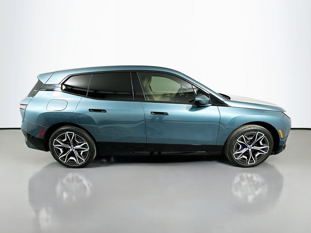 Thumbnail: 2024 BMW iX - 4