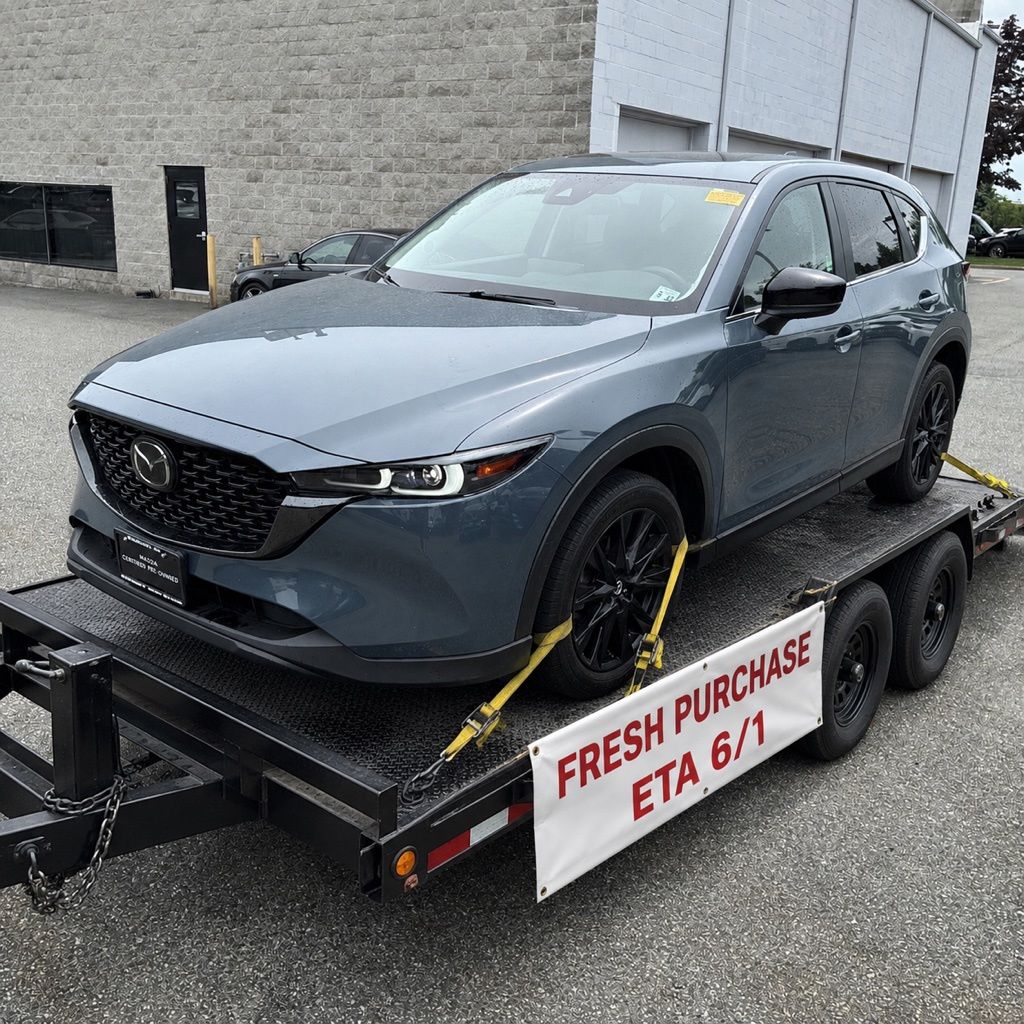 2023 Mazda CX-5 S Carbon Edition Auto AWD's photo