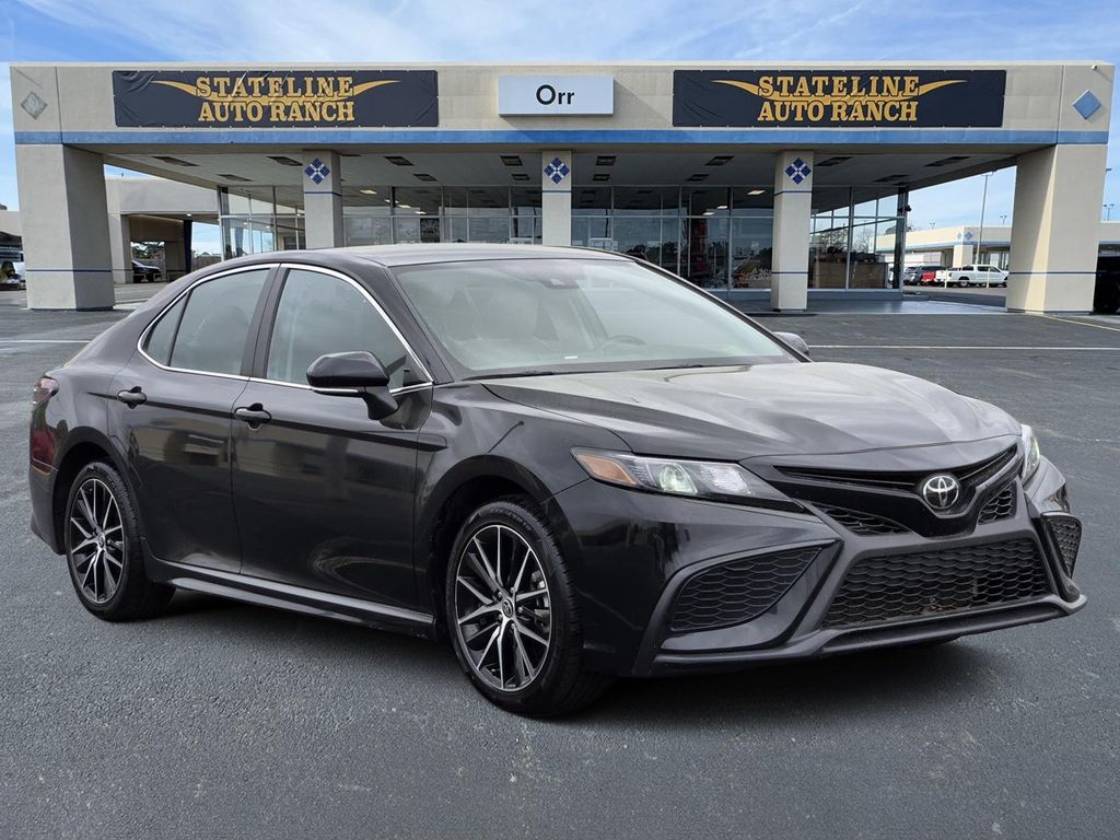 Midnight Black Metallic 2024 Toyota Camry SE FWD Sedan Front-Wheel Drive 8-Speed Automatic