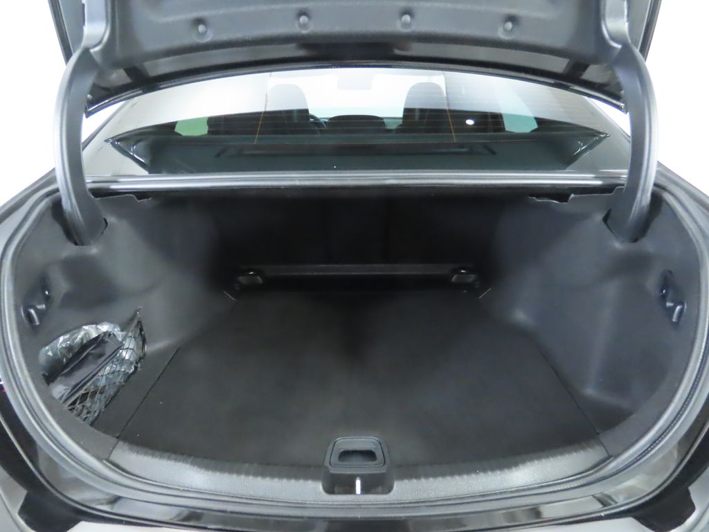 Thumbnail: 2023 Mercedes-Benz C-Class - 28