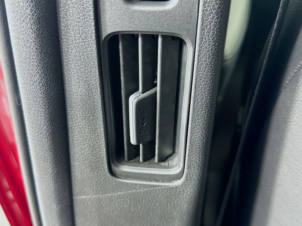 Thumbnail: 2025 Honda Odyssey - 25