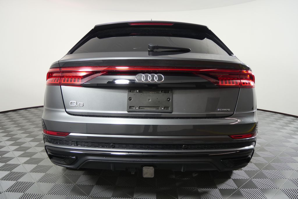 Thumbnail: 2021 Audi Q8 - 4