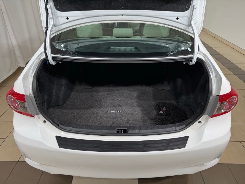 Thumbnail: 2013 Toyota Corolla - 7