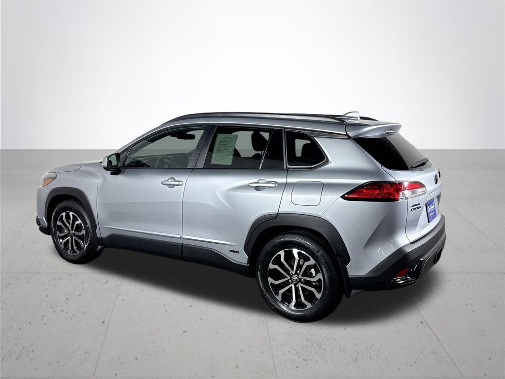 2024 Toyota Corolla Cross Hybrid SE