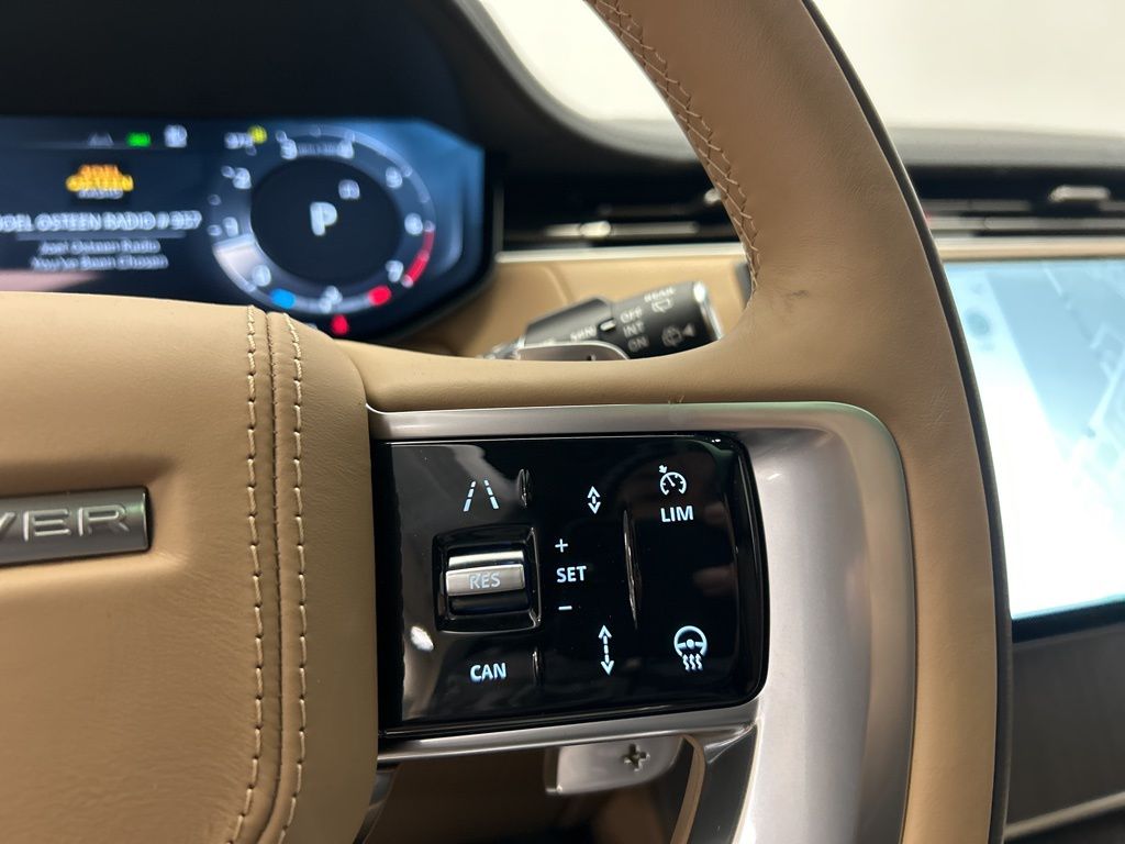 Thumbnail: 2026 Land Rover Range Rover - 15