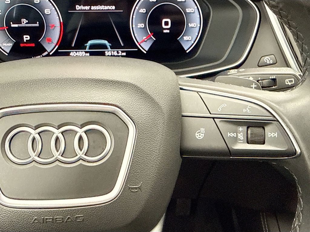 Thumbnail: 2022 Audi Q5 - 12