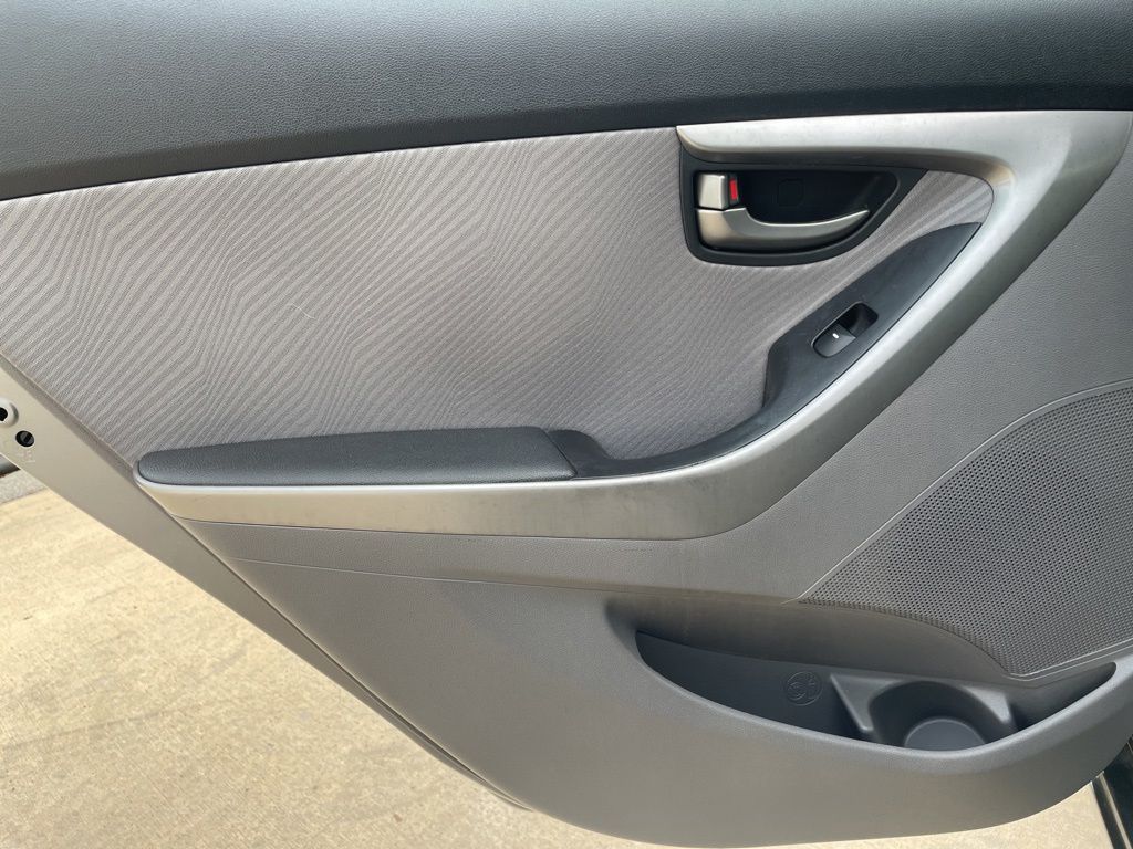 Used Car 2013 Hyundai Elantra  Gls For Sale Under $10,000 In Georgetown, Texas