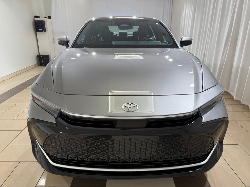 Thumbnail: 2023 Toyota Crown - 8